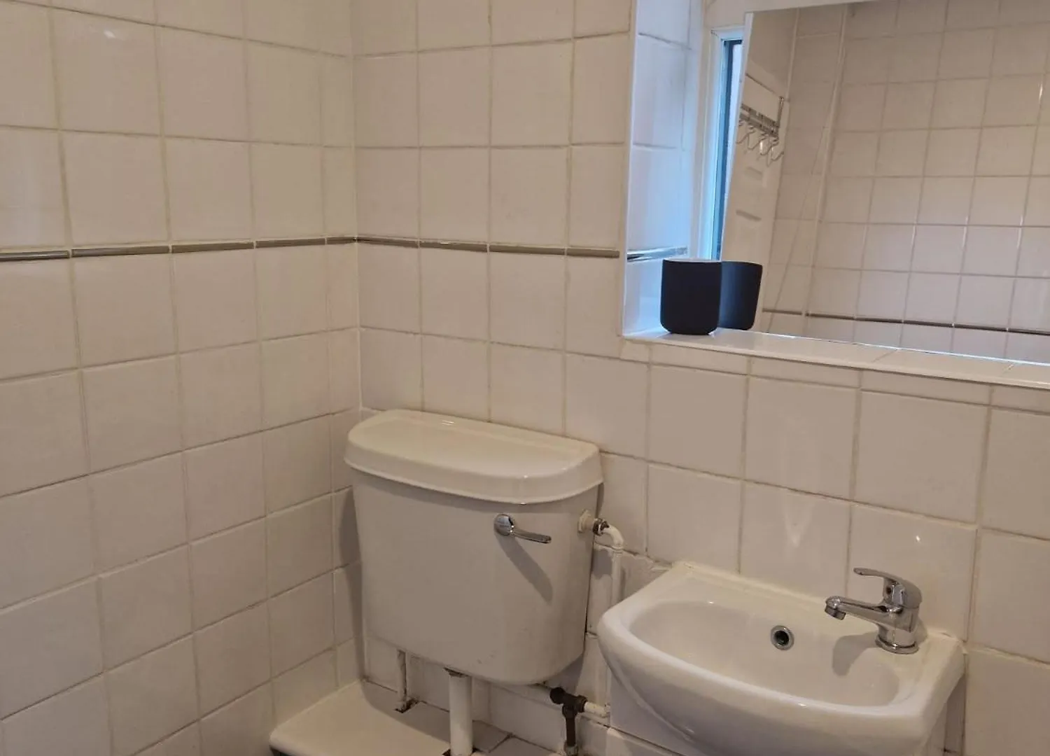 Suite 3: Homely Room Near Sheffield Cc 0*,  Velká Británie