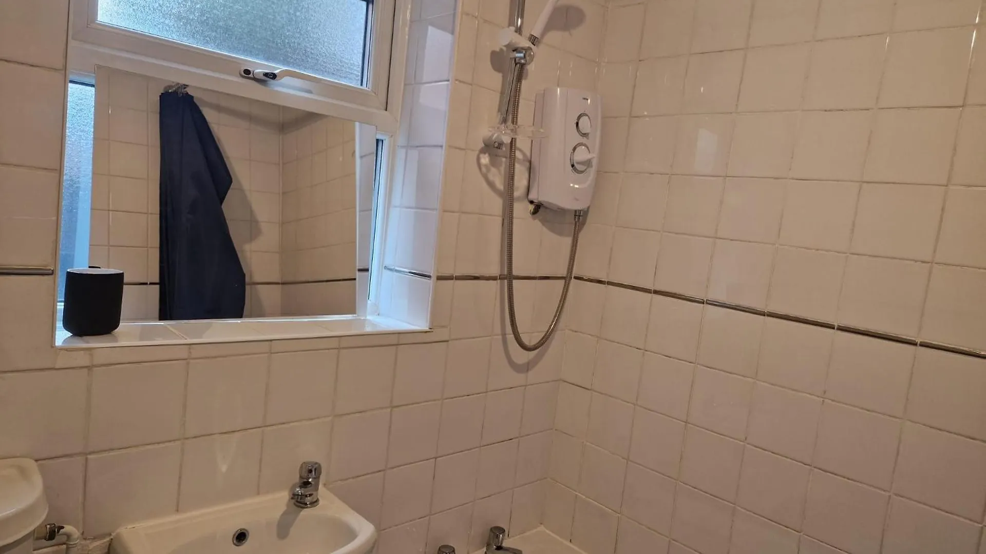 Apartmán Suite 3: Homely Room Near Sheffield Cc